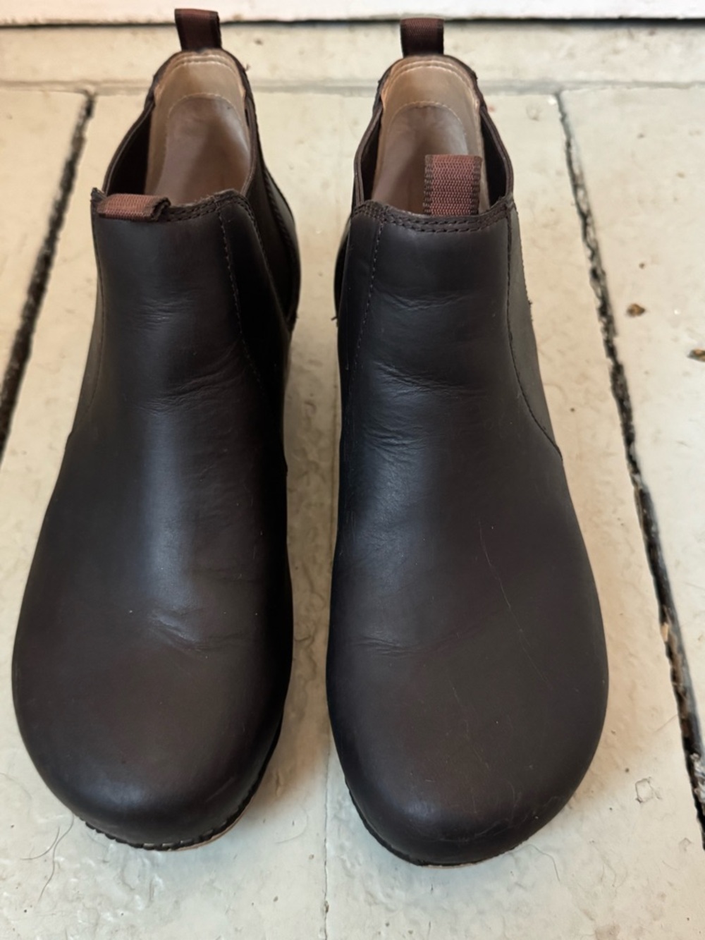 Dansko Women’s Becka Chelsea boot Chukka Boots Dark Brown Size 8 - Picture 2 of 7